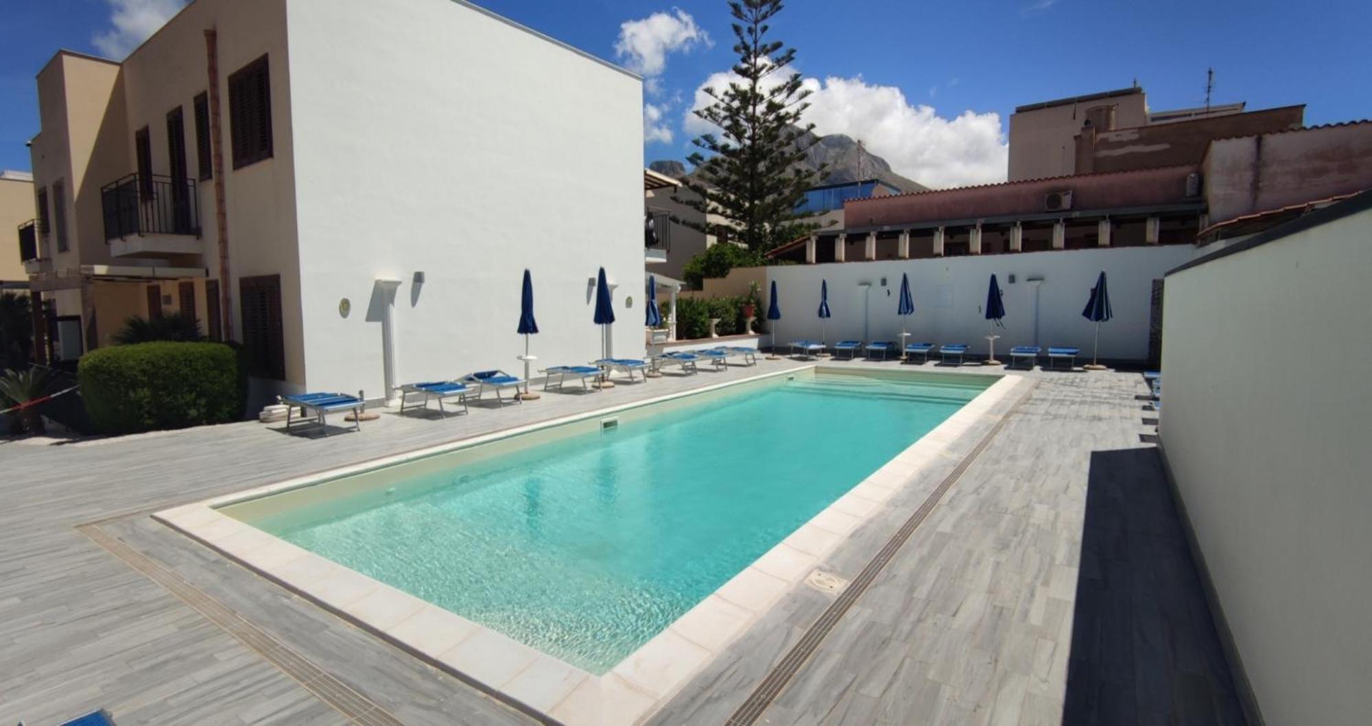 Holiday Home Lg San Vito Lo Capo Bagian luar foto